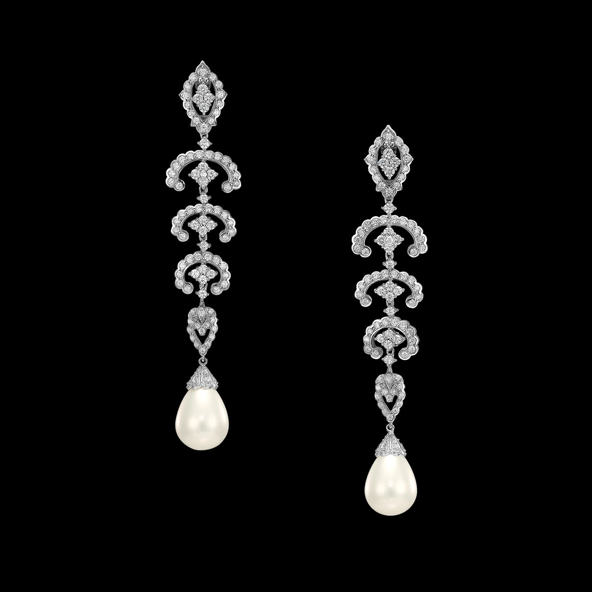 Pearl Scallop Lace Earrings